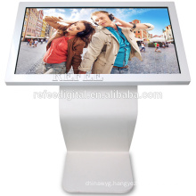 Retail 65 inch touch screen kiosk all in one PC digital signage in Shopping mall